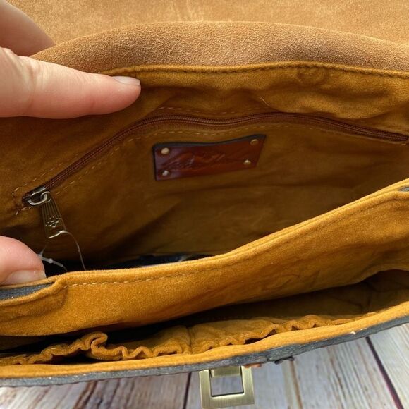 Patricia Nash Yoeky Top Leather Purse Colorblock Black Tan NWT Crossbody Strap - Picture 7 of 11